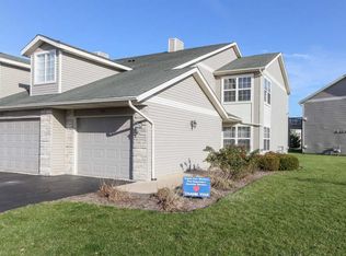 910 Penny Ln #20, Sycamore, IL 60178