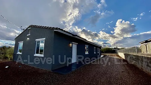 1310 S San Jacinto Dr #1 Photo 1