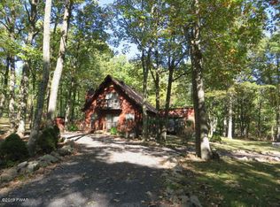 207 White Butte Dr, Effort, PA 18330