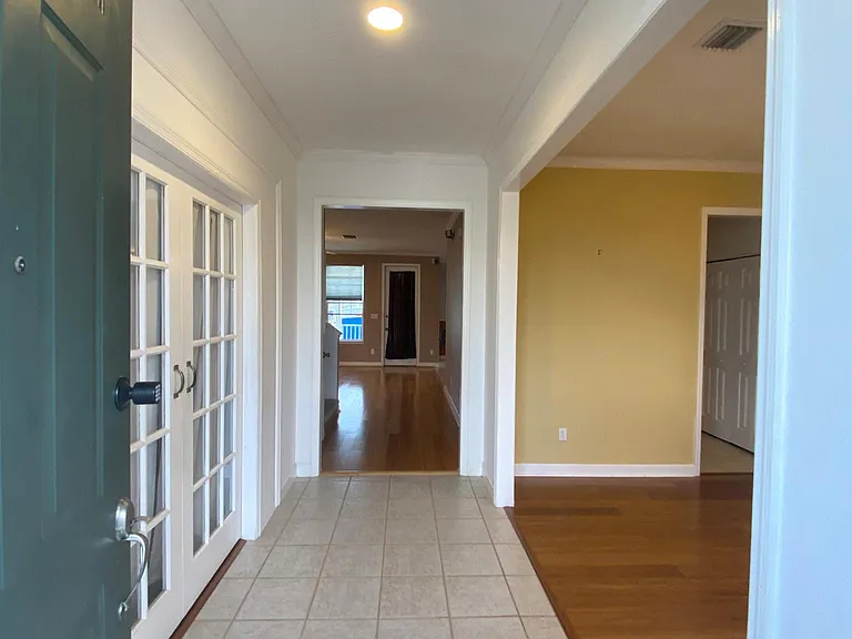 2549 Twain Dr — Photo 4