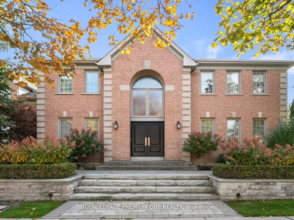 536 Village Pkwy, Markham, ON L3R 9N5