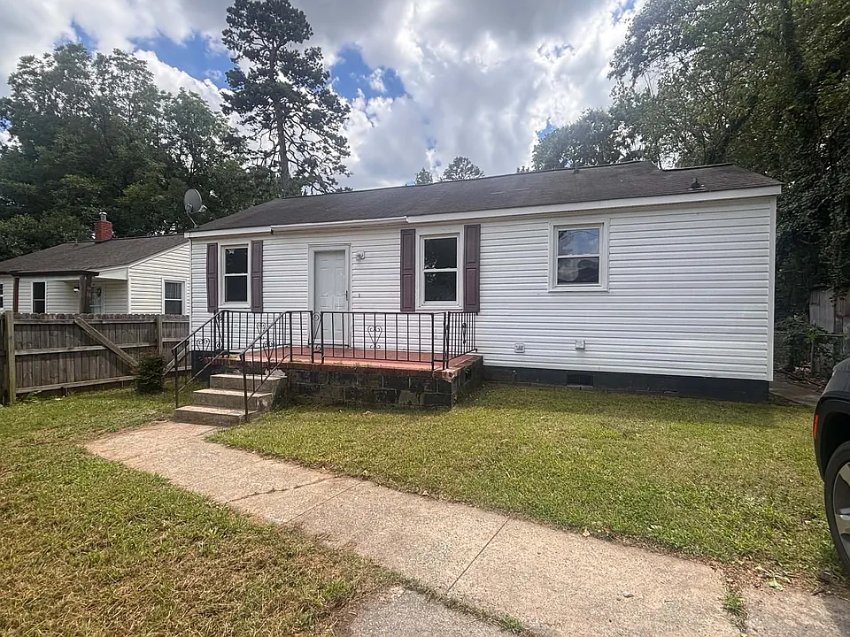 1809 Gatewood Ave