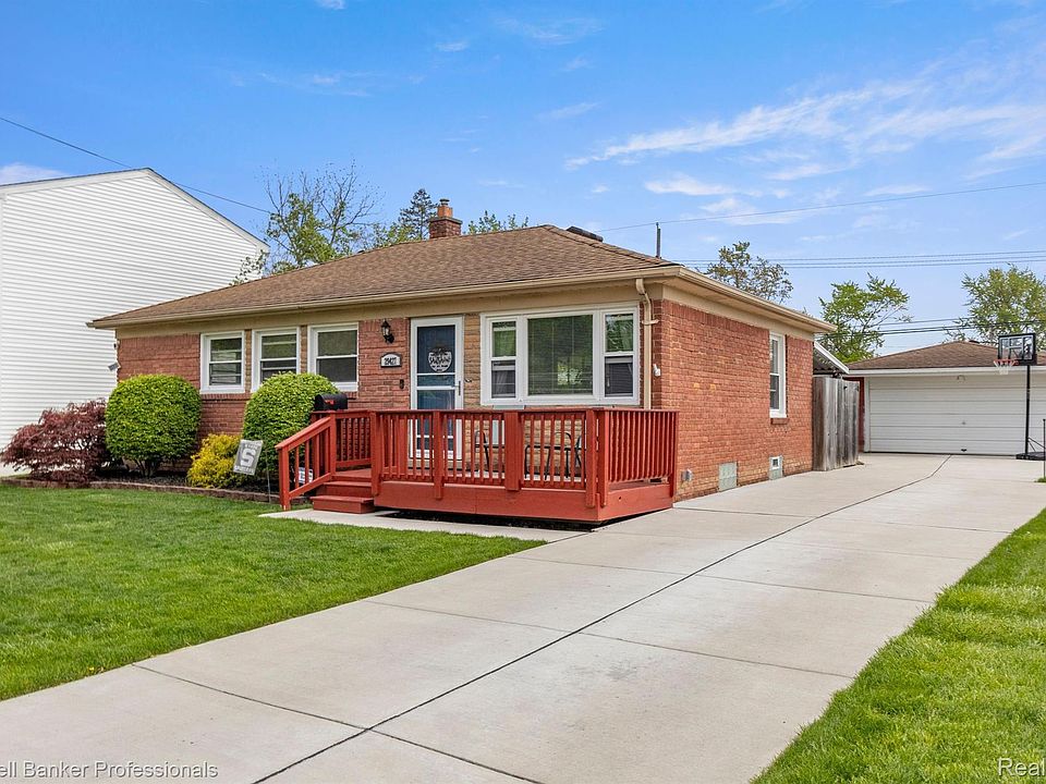 1st image of 29427 Red Cedar Dr