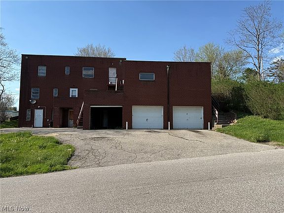 5th image of 129 Reichart Ave