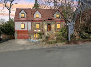 6317 Poe Rd, Bethesda, MD 20817