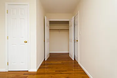 Rented by SubHut Realty USA, Inc.