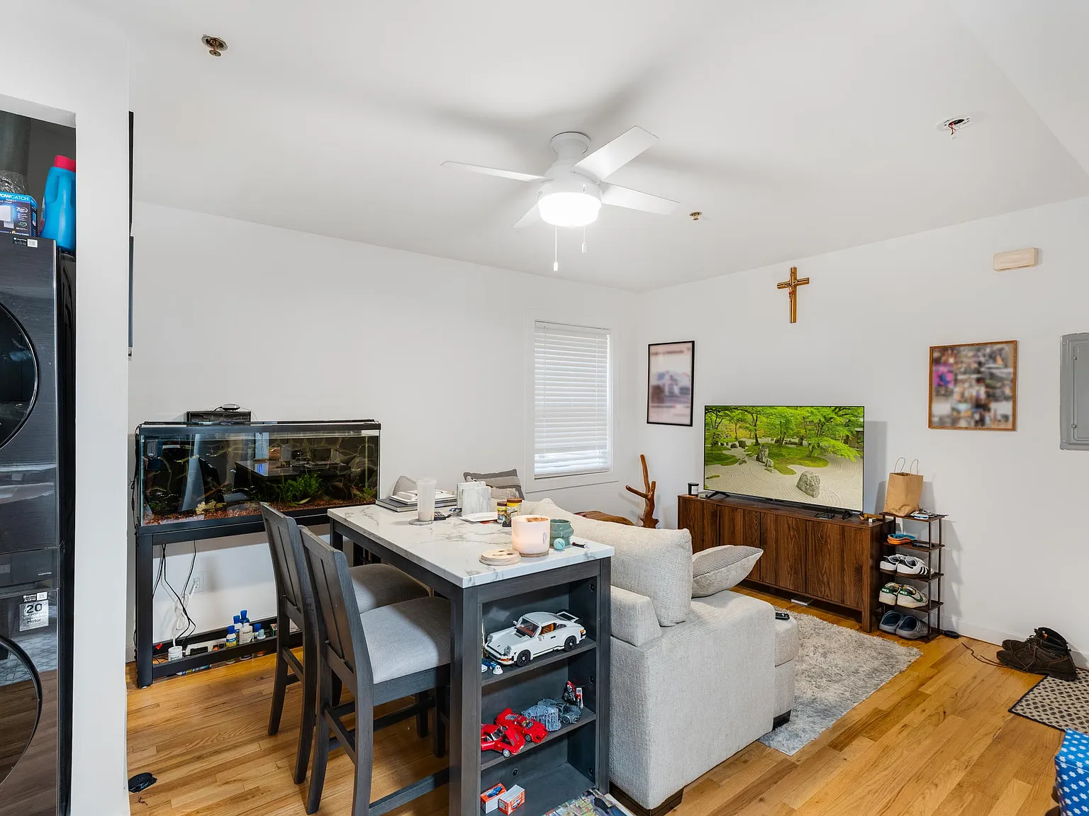 1 bed, $2,100 — Photo 3