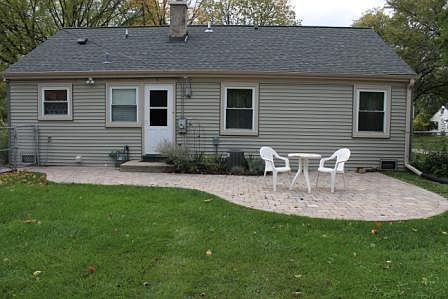 3rd image of 1417 Newberry Ave