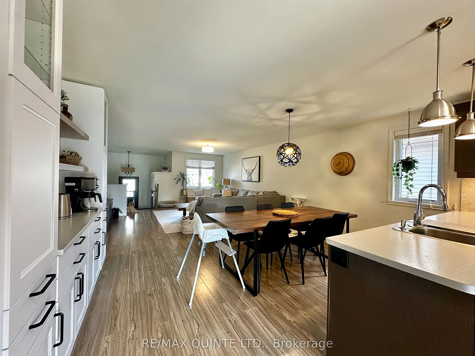 4 bed, $3,600 — Photo 3