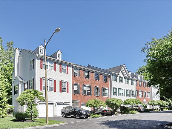 3rd image of 141 Meadow Lane