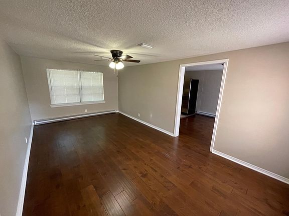 5th image of 103 Briarwood Dr