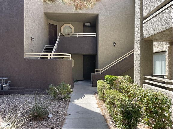 2nd image of 5048 S Rainbow Blvd Unit 201