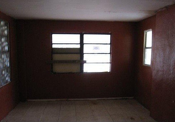 5th image of 1701 NW 154th St