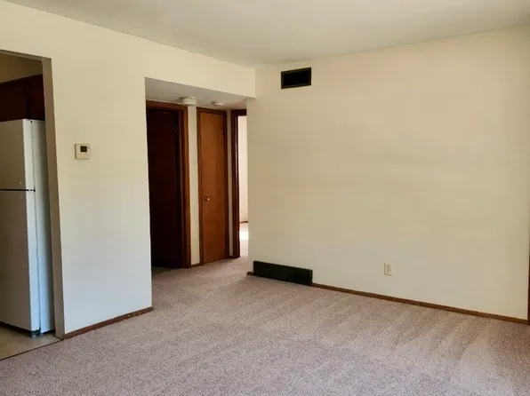 1306 N Washington St #6, Janesville, WI 53548