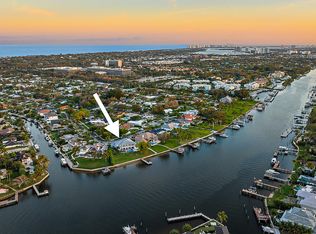 2177 Radnor Ct, North Palm Beach, FL 33408