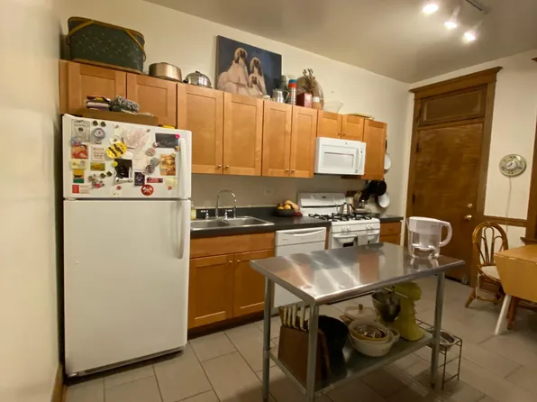 3004 W Palmer Blvd APT 1, Chicago, IL 60647