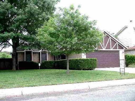 1st image of 2522 MOSS BLUFF