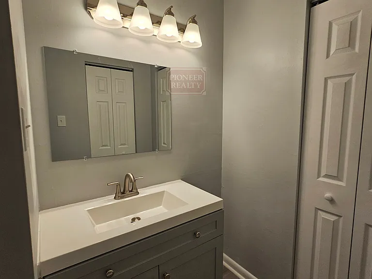 1827 Ivystone Dr — Photo 27