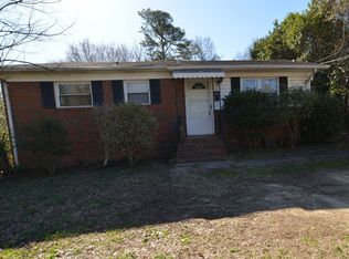 609 S Hoskins Rd, Charlotte, NC 28208