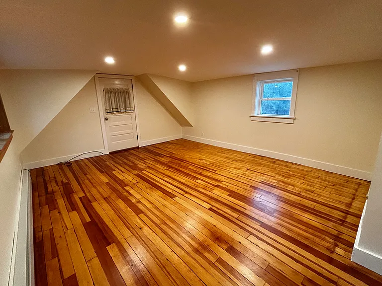 46 Elm St #2 — Photo 8