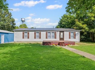 101 Railroad St, Sidell, IL 61876