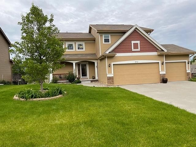 1st image of 5713 S 165th St