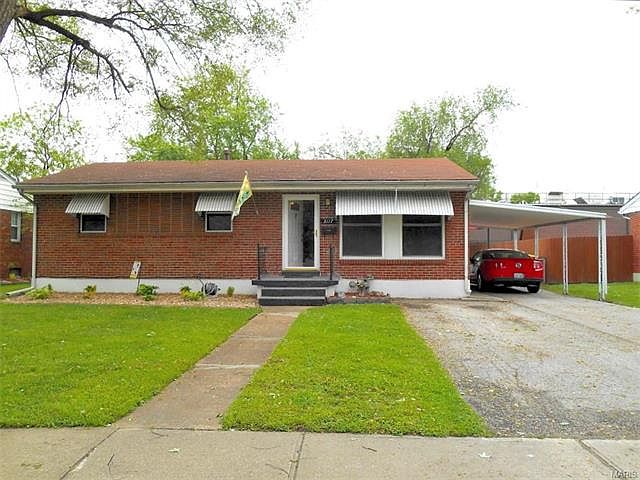 1st image of 3117 Myrtle Ave