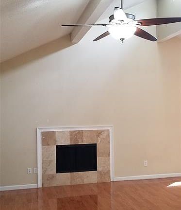 3rd image of 6912 Foxvalley Ln