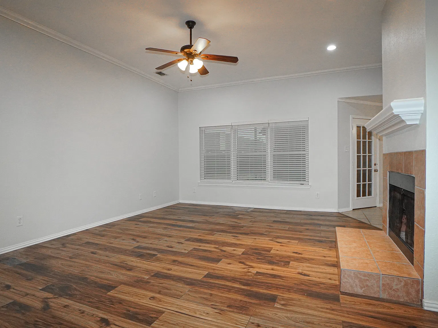 3 bed, 1771 sqft, $2,200 — Photo 3