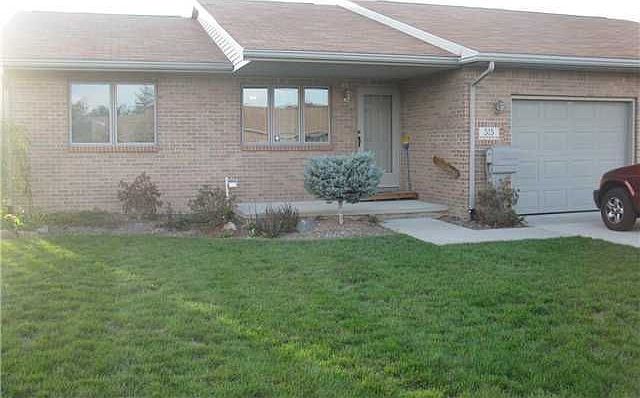 1st image of 515 Woodpointe Dr