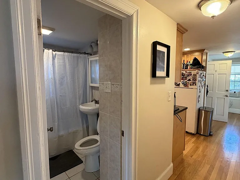 35 Linden Ave #1 — Photo 3