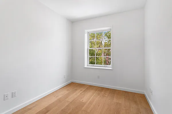 Rented by Compass | media 19