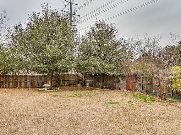 4th image of 5707 Valley Meadow Dr
