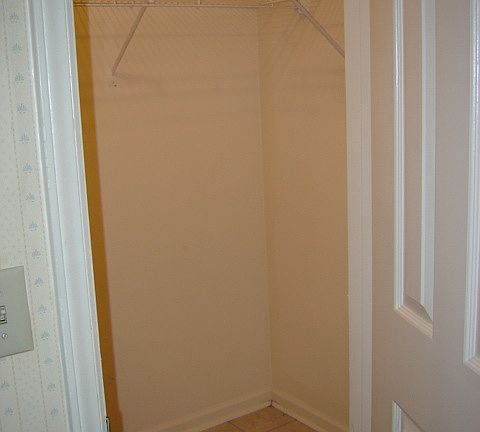 3rd image of 7511 Barn Stone Dr