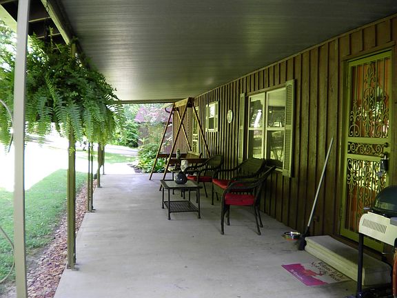 2nd image of 407 Forest Trl
