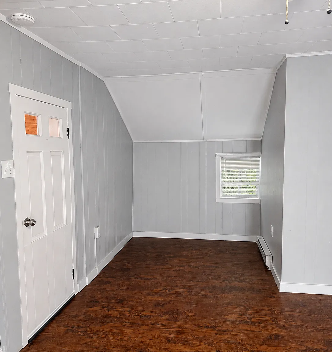 Studio, 500 sqft, $895 — Photo 3