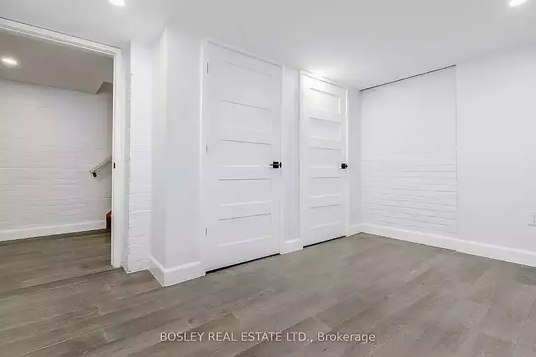 9 Hambly Ave #1A photo 1