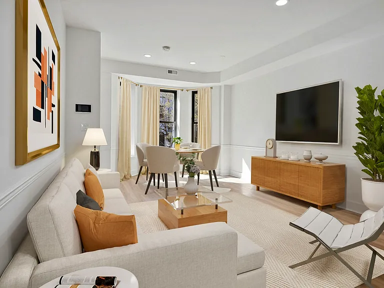 1865 California St NW #2 — Photo 3