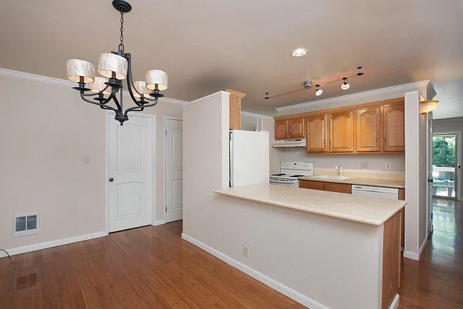 2055 Ascot Dr #107 — Photo 5