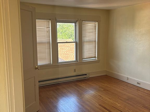 2nd image of 643 McKinstry Ave #2