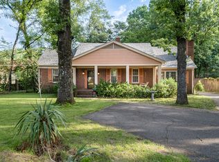 5056 Walnut Grove Rd, Memphis, TN 38117
