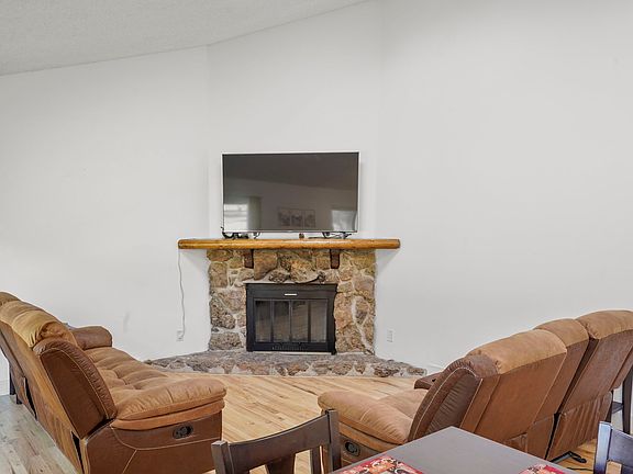 4th image of 5105 W Bay Dr