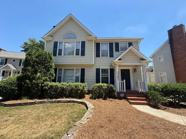 2249 King George Ct, Winston Salem, NC 27103