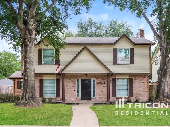 10311 Waving Fields Dr, Houston, TX 77064