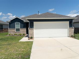 65 County Road 51030, Cleveland, TX 77327