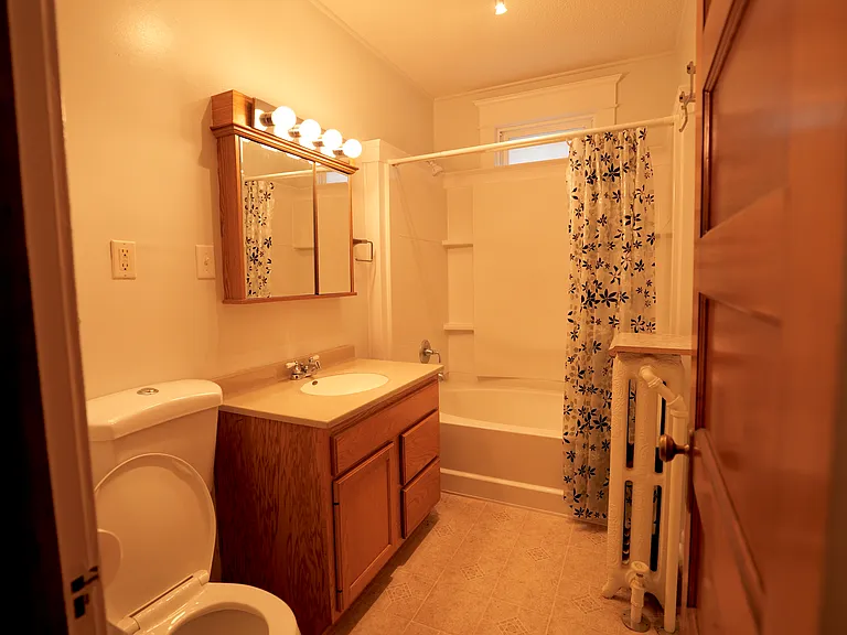 781 Iglehart Ave — Photo 3