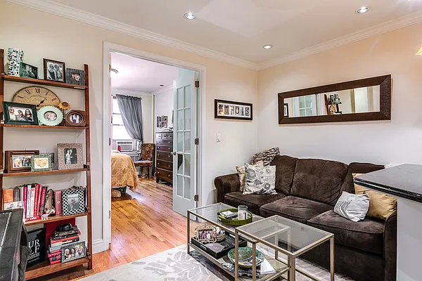 Rented by Loftey LLC | media 9