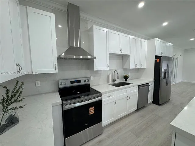 8305 SW 117th Ter — Photo 20