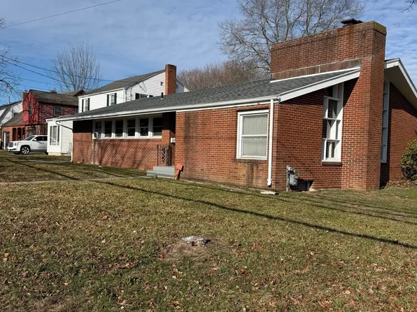 762 Ocean Avenue, New London, CT 06320