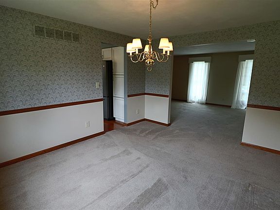 3rd image of 3607 W Tedford Dr